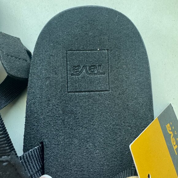 Teva Voya Strappy Sandals Women's Size 9 Hera Black 1099271 NWT - Picture 9 of 10